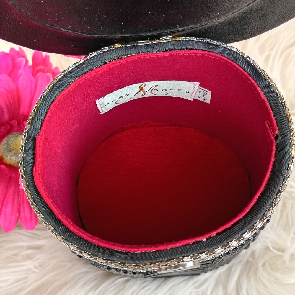 Rare Mary Frances Hocus Pocus Black Beaded Magician's Rabbit In A Hat Bucket Bag - Picture 15 of 16